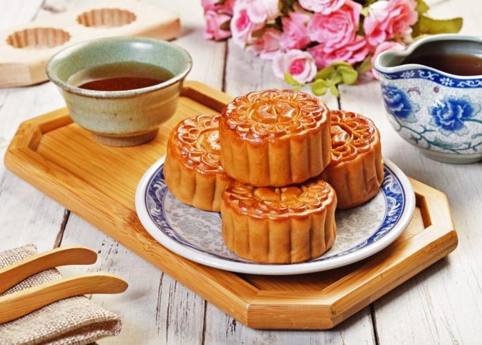 Bánh trung thu bao nhiêu calo?
