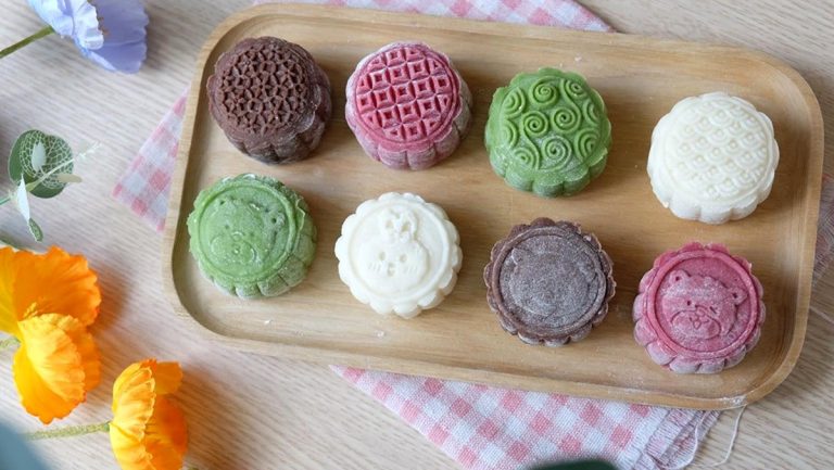 Hướng dẫn cách làm bánh trung thu tuyết thơm ngon, bắt mắt 2024