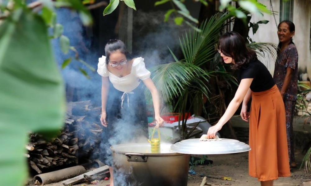 bí quyết nấu bánh tét mềm thơm ngon để lâu