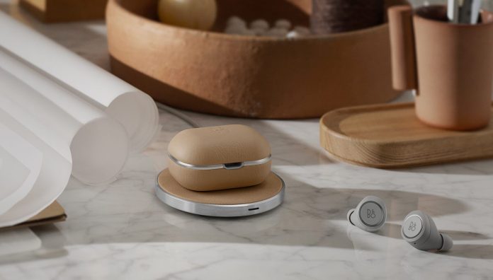 Cách sạc tai nghe Bluetooth