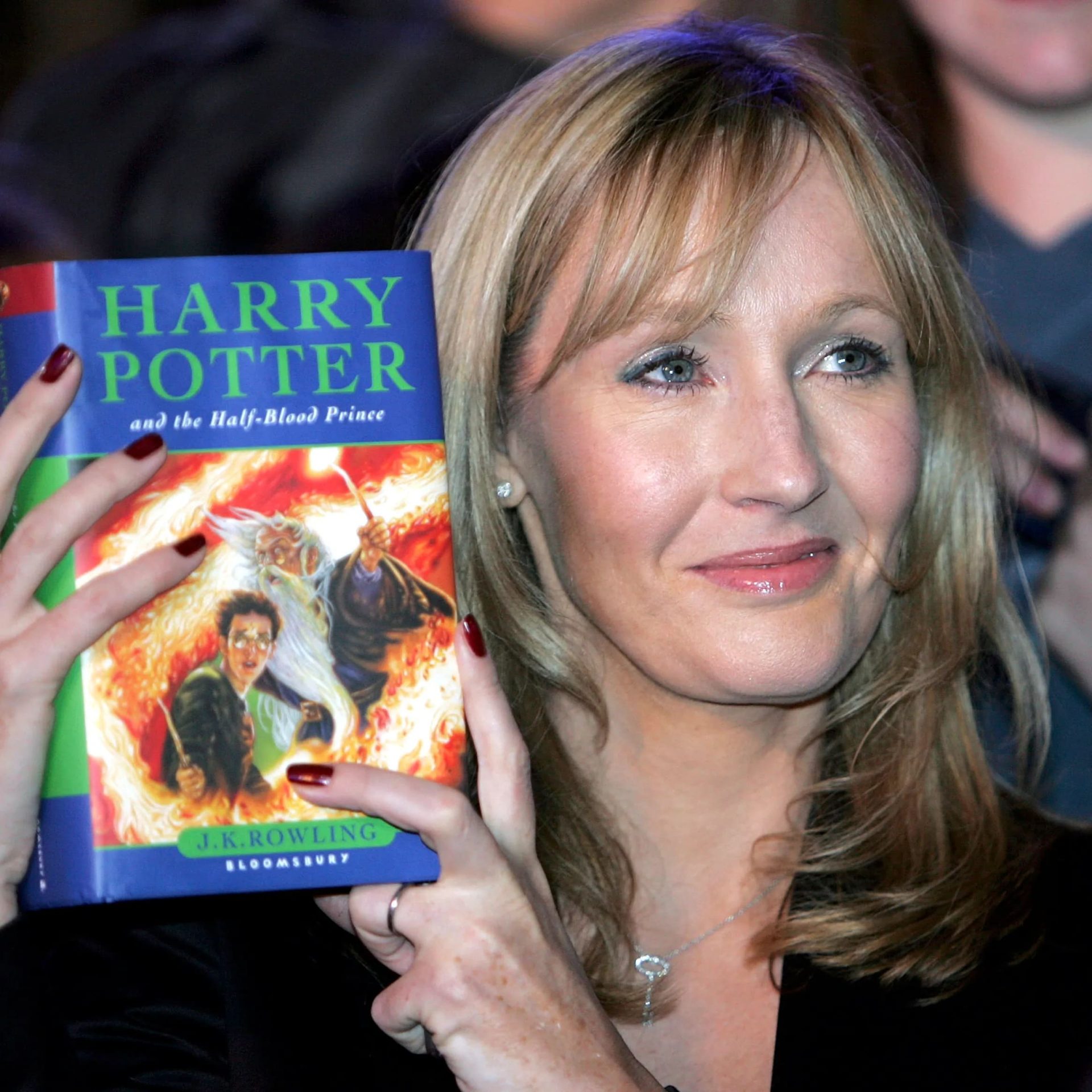 15+ Những trích dẫn truyền cảm hứng và câu nói hay của J. K. Rowling TIKI