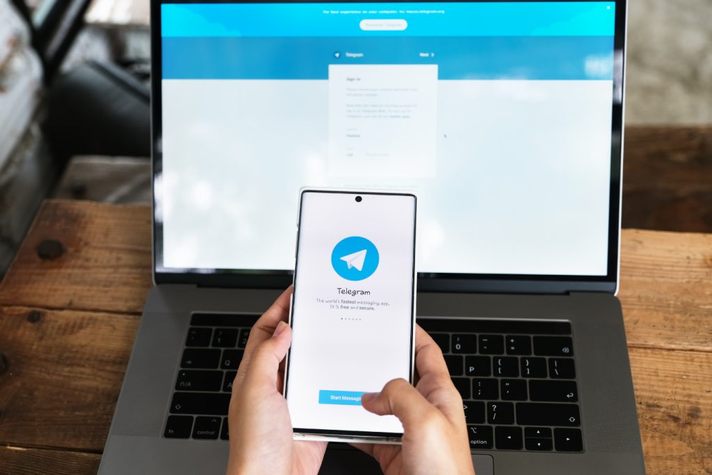 Telegram có thể đăng nhập trên nhiều thiết bị