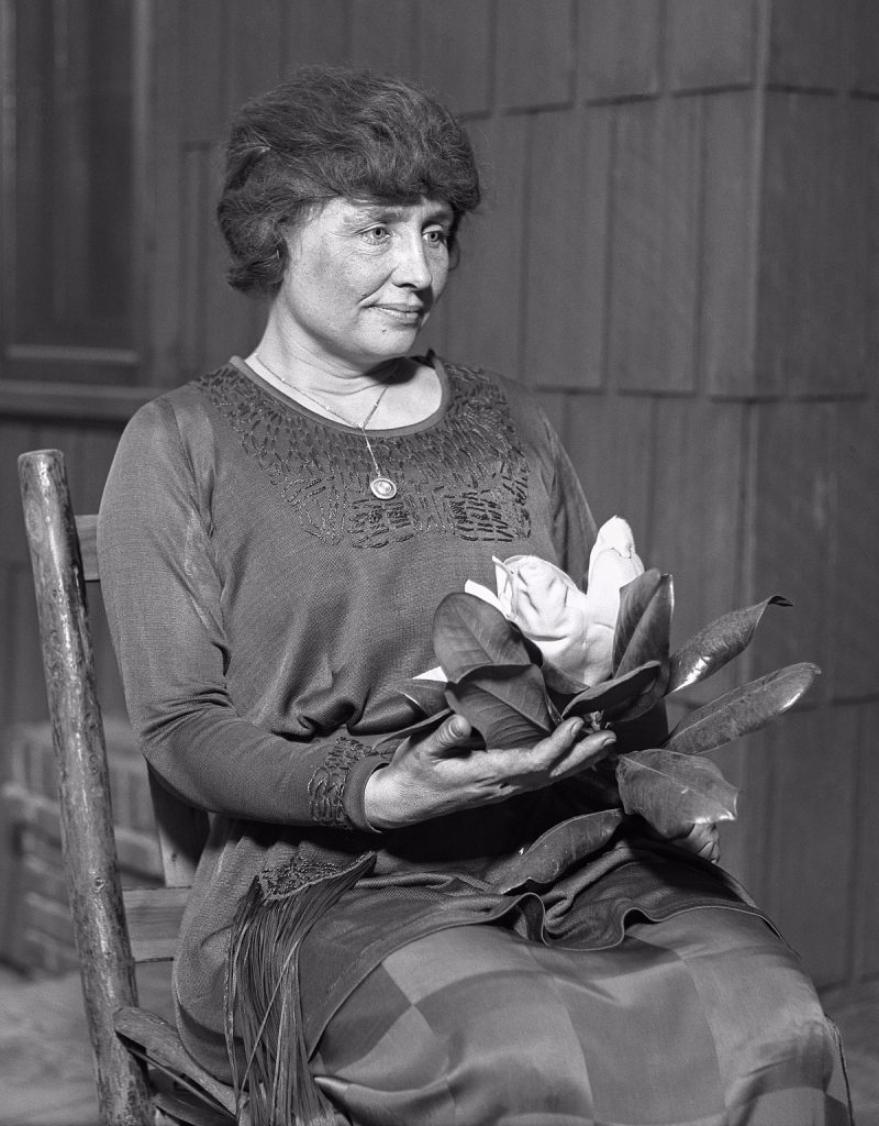 Đôi nét về Helen Keller