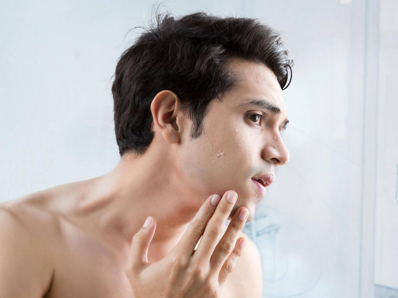 Tìm hiểu về các loại sữa rửa mặt dành cho nam