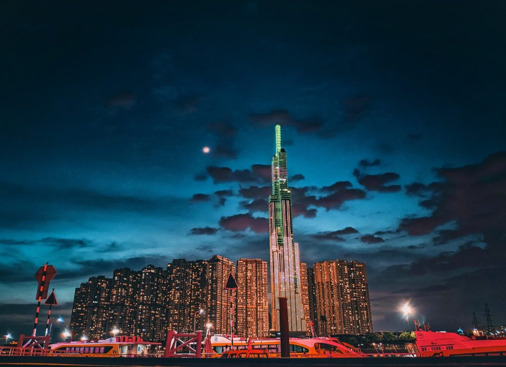 Landmark 81 là điểm đến ưa thích của giới trẻ vào đêm Trung Thu