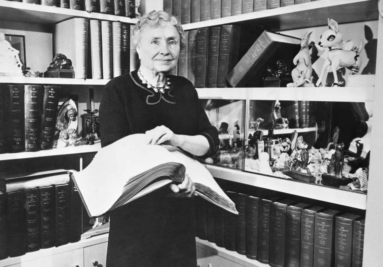 60+ Những câu nói hay của Helen Keller – Nhà văn giàu nghị lực