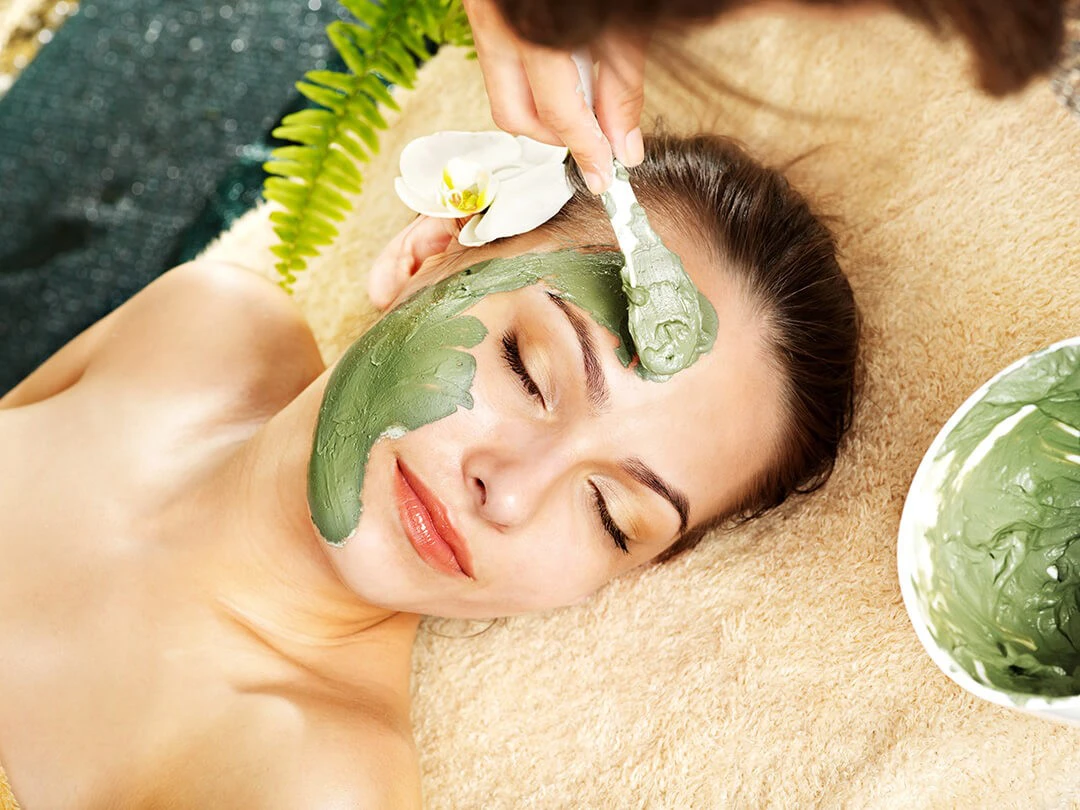 Cách làm mặt nạ diếp cá và nha đam