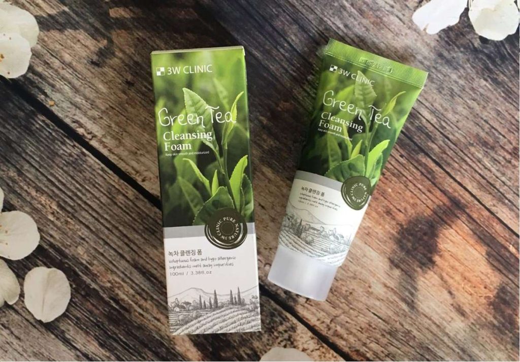 Sữa rửa mặt 3W Clinic Green Tea Foam Cleansing