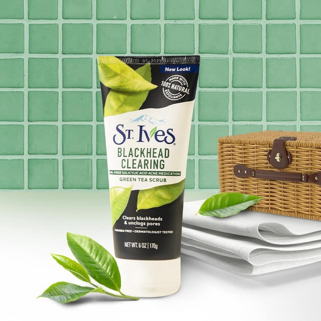 Sữa rửa mặt St.Ives Blackhead Green Tea Scrub