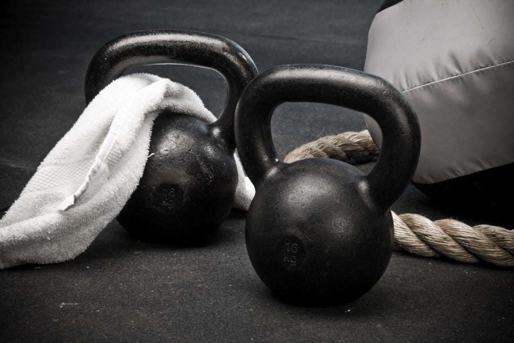 tập tạ chuông kettlebell