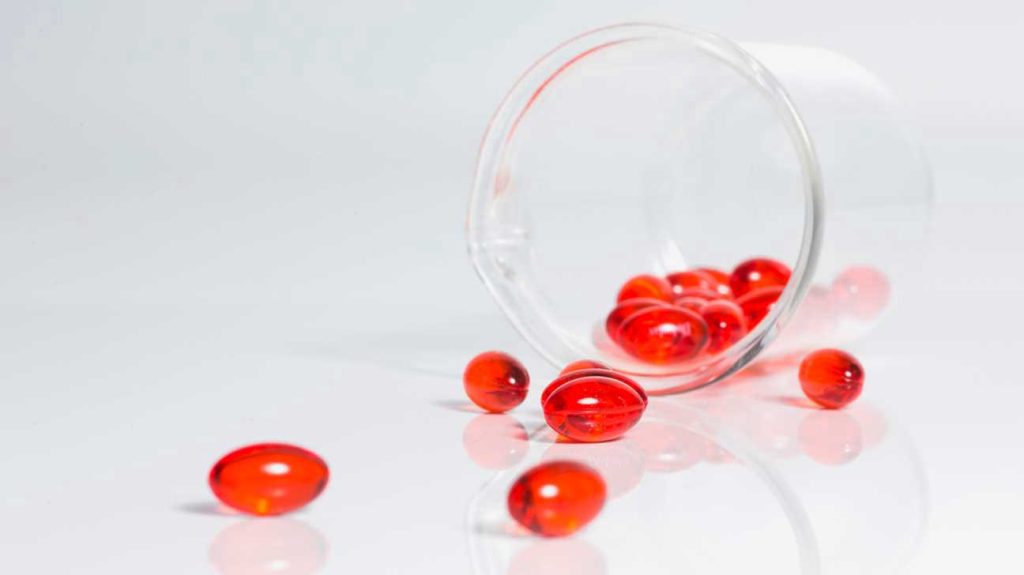 Vitamin E màu đỏ có tên gọi chung là tocopherol và tocotrienol