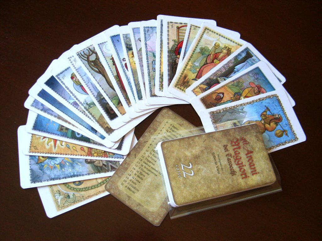 Các bước trải bài để bói bài Tarot