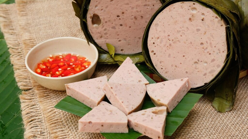 Lưu ý khi ăn chả lụa