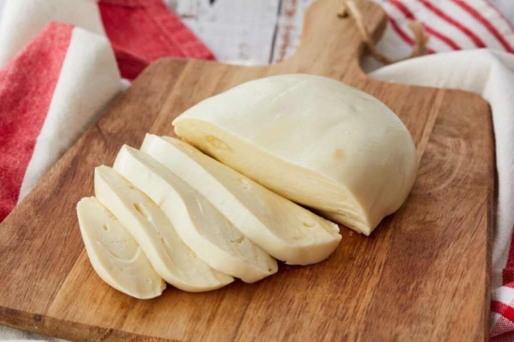 Phô mai mozzarella