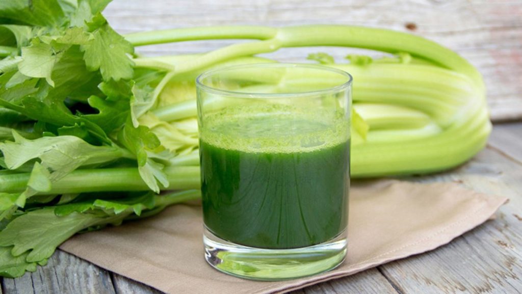 Nước ép rau cần