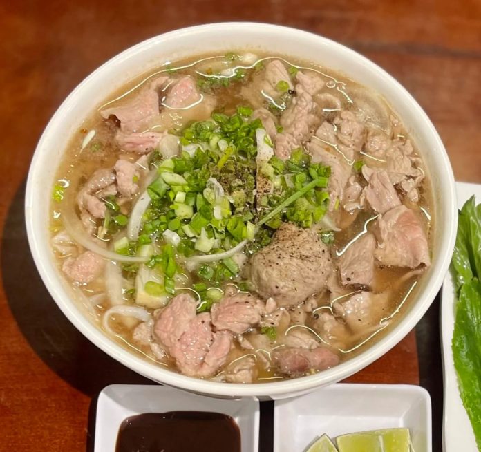 phở bò bao nhiêu calo