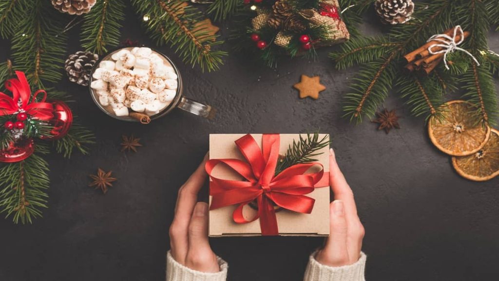 Quà tặng Noel là một món quà truyền thống và ý nghĩa trong ngày lễ Giáng sinh