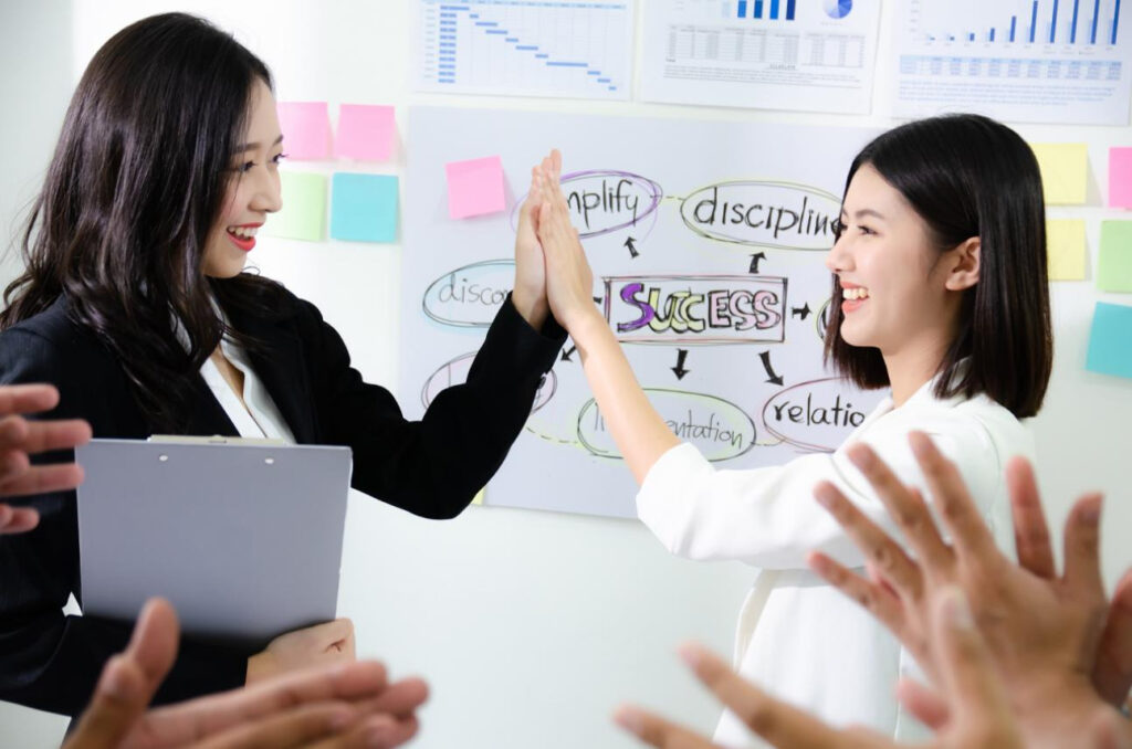 Sự nghiệp tuổi Ngọ