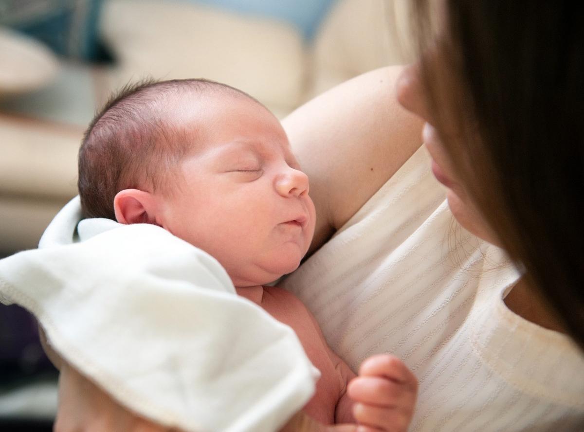 Tên cho tới bé xíu trai trong nhà ý nghĩa sâu sắc nhanh chóng nhẹn và hoạt bát