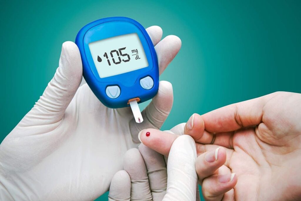 Đối tượng mắc bệnh tiểu đường nên lưu ý trước khi sử dụng 