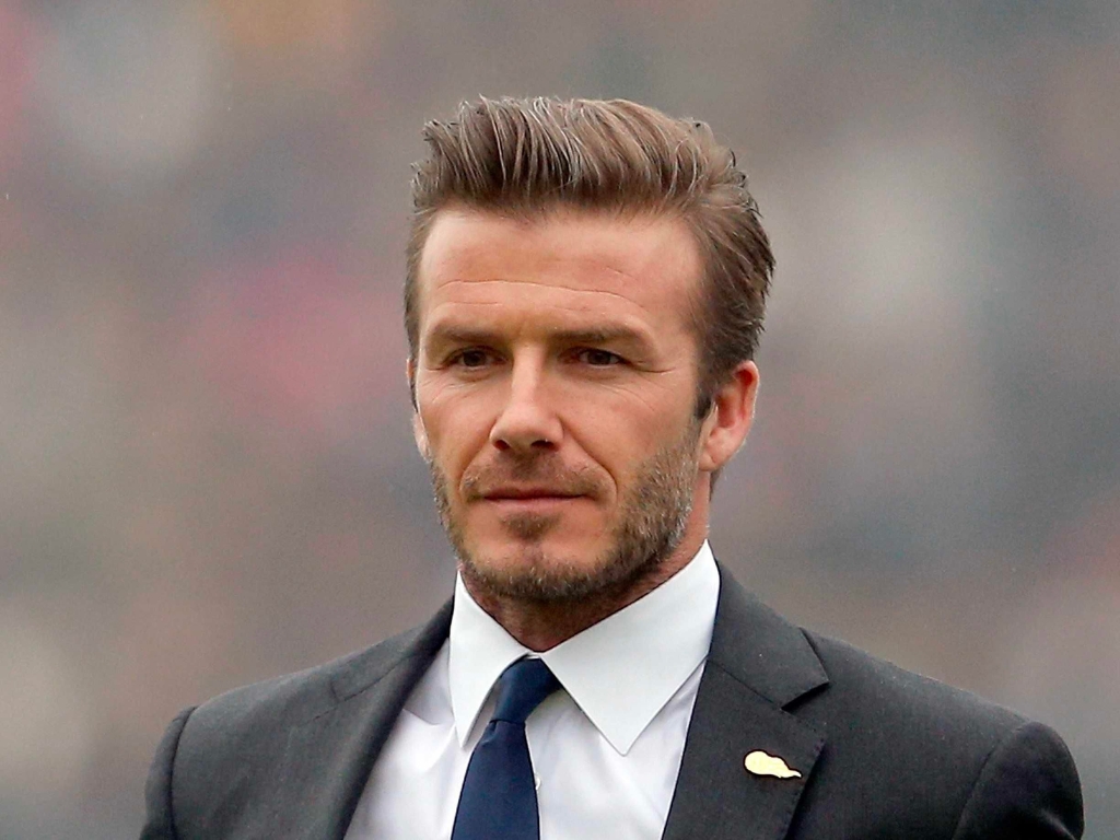  Kiểu tóc làm nên “tài tử điện ảnh trên sân cỏ” David Beckham