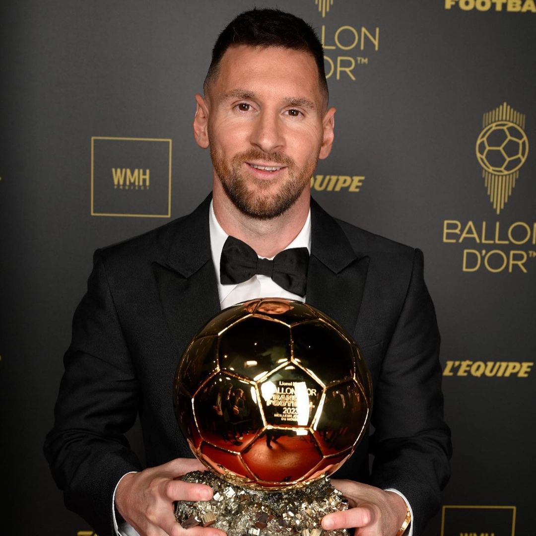 messi để tóc gì nhận quả bóng vàng 2023