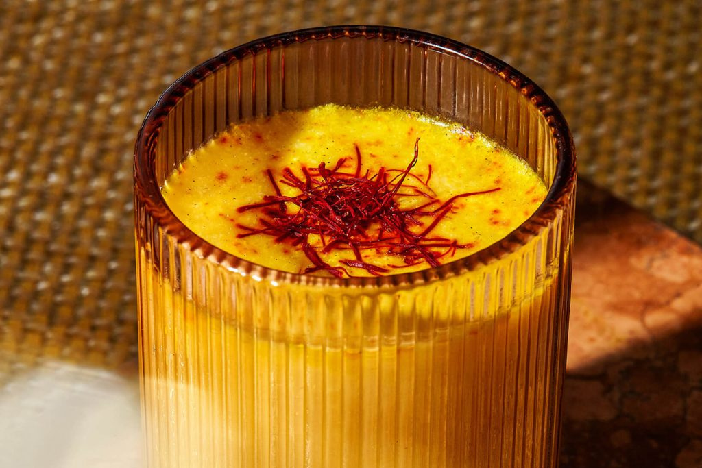 Nên dùng saffron đích cách