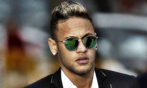 Kiểu tóc dự sự kiện của Neymar 