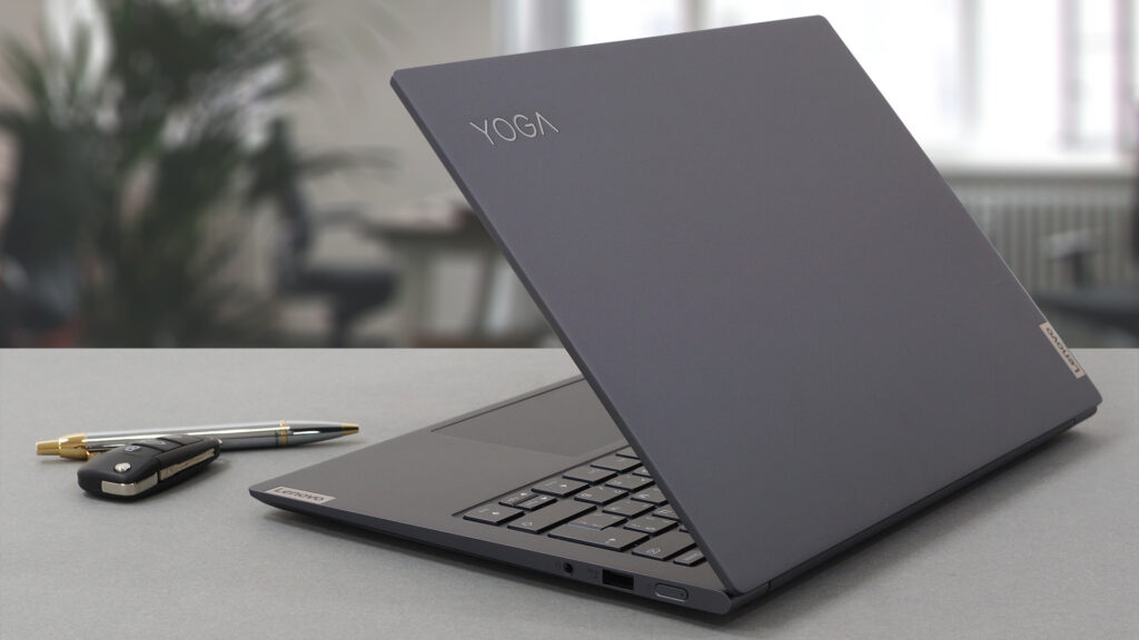 Laptop Lenovo Yoga Slim Carbon có hiệu năng cao với vẻ ngoài đầy sang trọng 