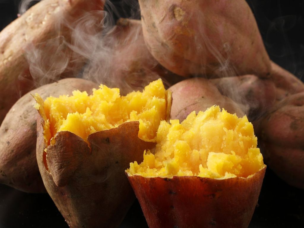 Khoai lang nướng ngon, dễ làm