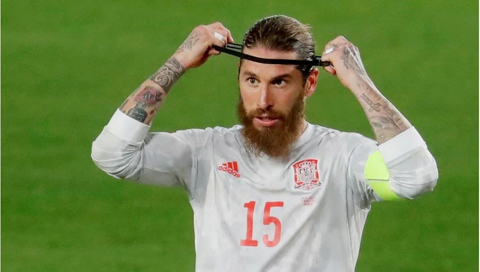 Kiểu tóc làm nên thương hiệu của cầu thủ bóng đá Sergio Ramos