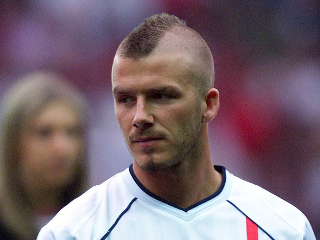 Kiểu tóc nam Mohawk - Kiểu tóc David Beckham đầy hiện đại