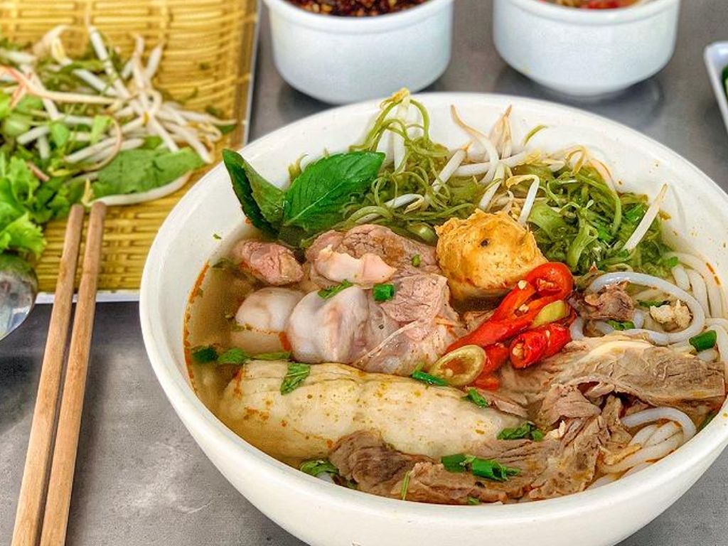 Quán Bún Bò Huế O Lê