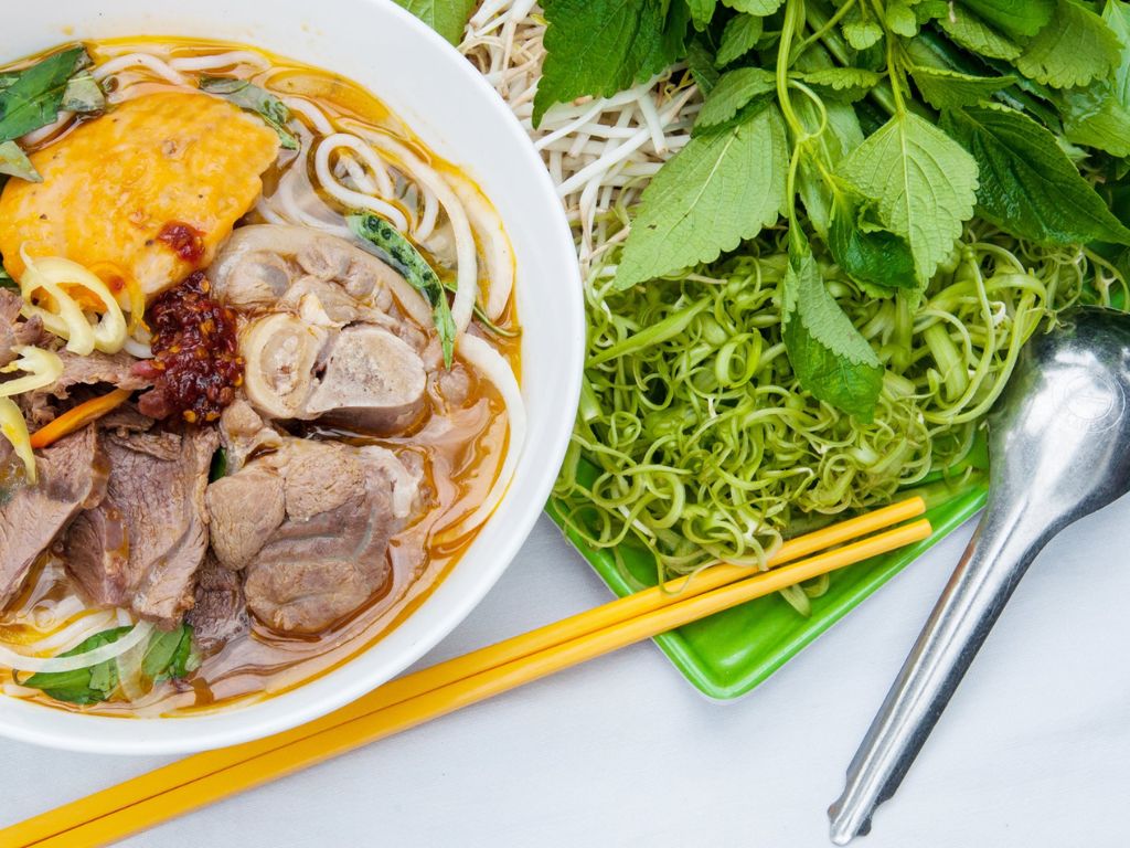 Bún Bò Huế Song Anh