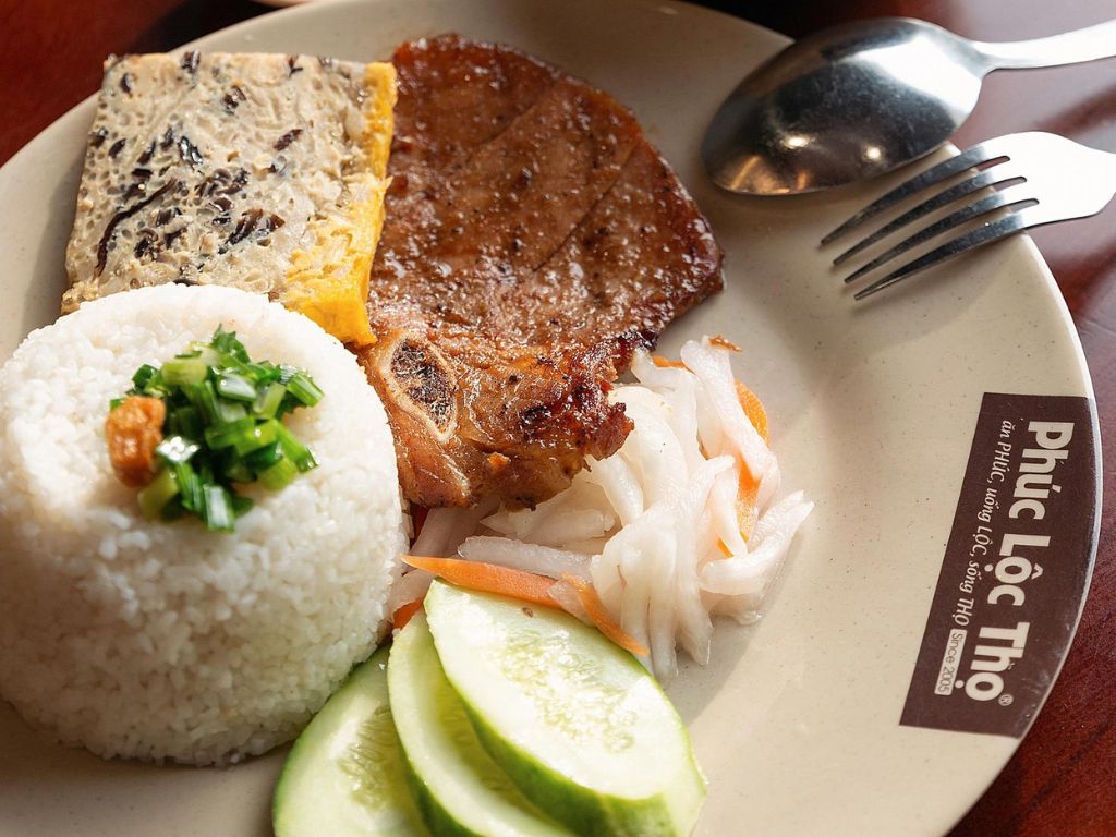 Cơm tấm Phúc Lộc Thọ ngon, hấp dẫn