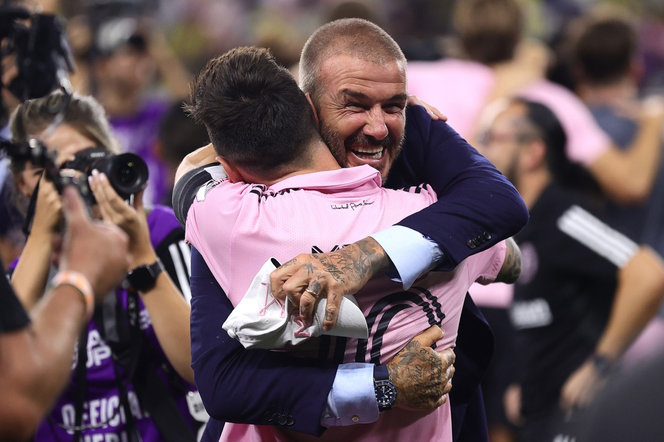 Chủ tịch David Beckham để tóc gì chung kết giải League Cup