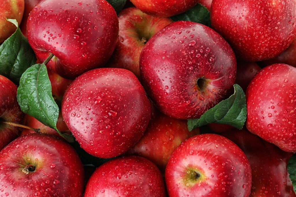 Dưỡng chất có trong táo hỗ trợ làm sạch gan một cách tự nhiên 