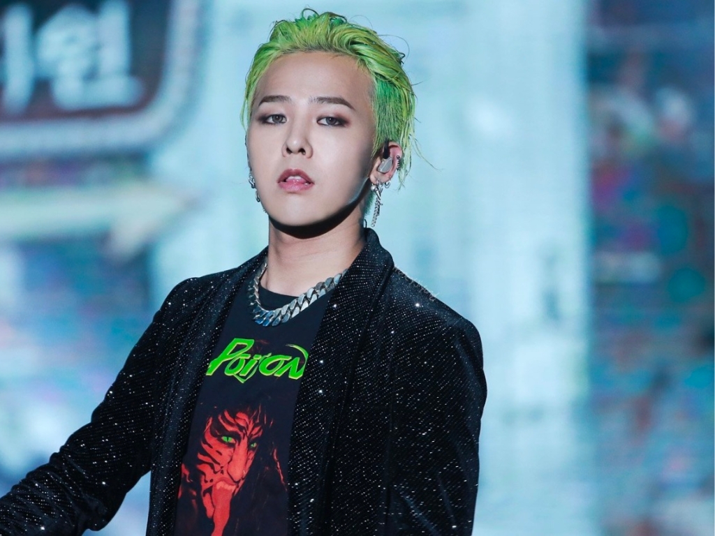 Màu tóc xanh của G-Dragon 