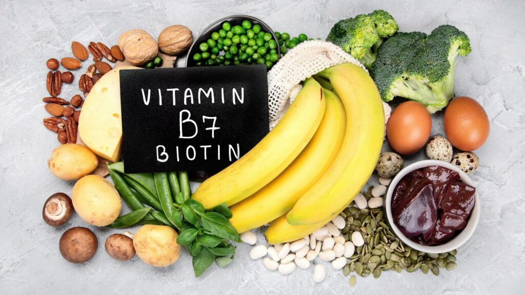 Vitamin B7 (Biotin) có nhiều trong các loại thực phẩm thường ngày