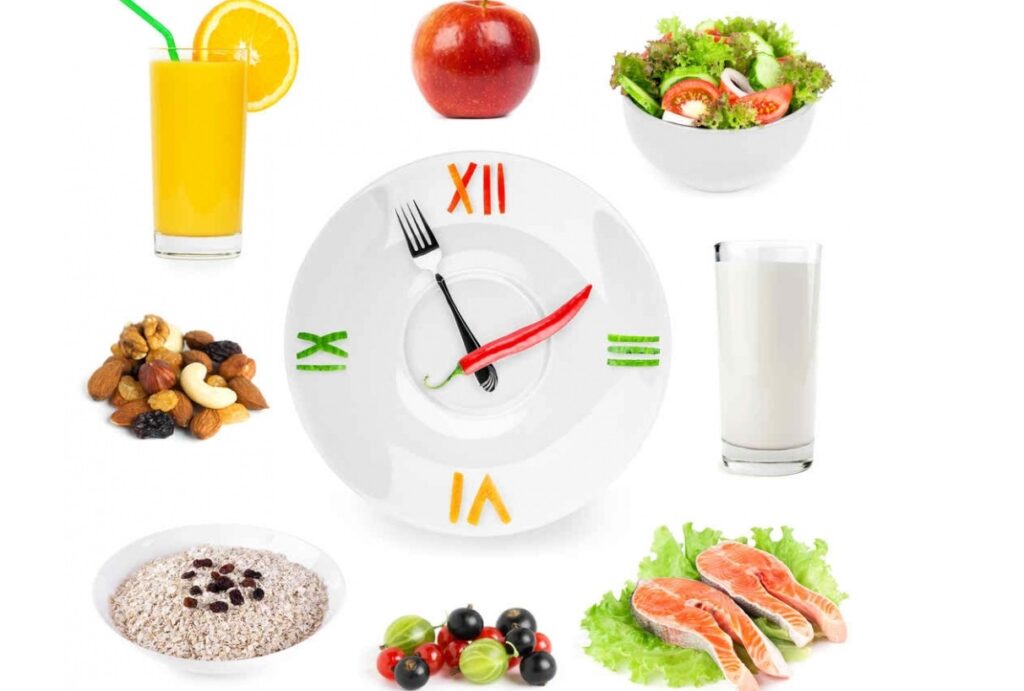 Bạn nên chia nhỏ bữa ăn để dễ kiểm soát calo