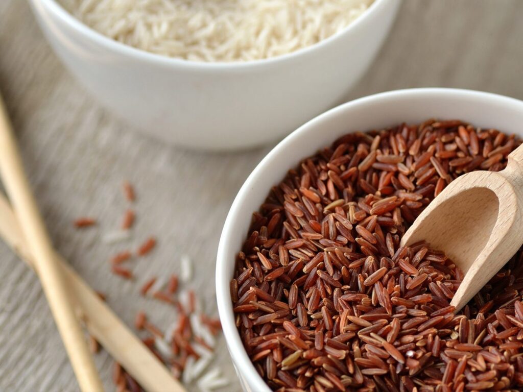 Gạo lứt đỏ giàu dinh dưỡng so với những loại gạo khác