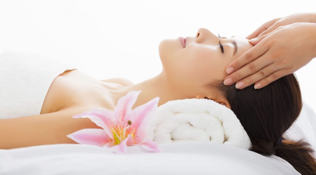 Massage là cách giảm stress cực kỳ hiệu quả