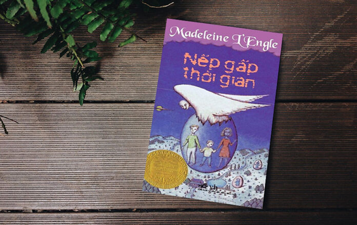 Sách Nếp Gấp Thời Gian