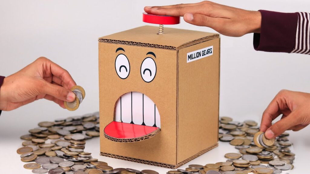 Dùng bìa carton để làm ống heo