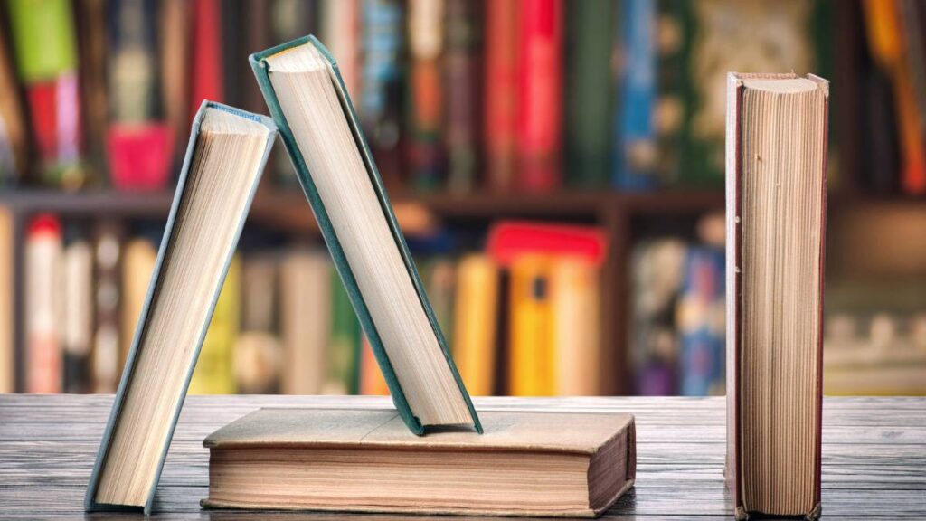 Sách là món quà tri thức vô cùng quý giá