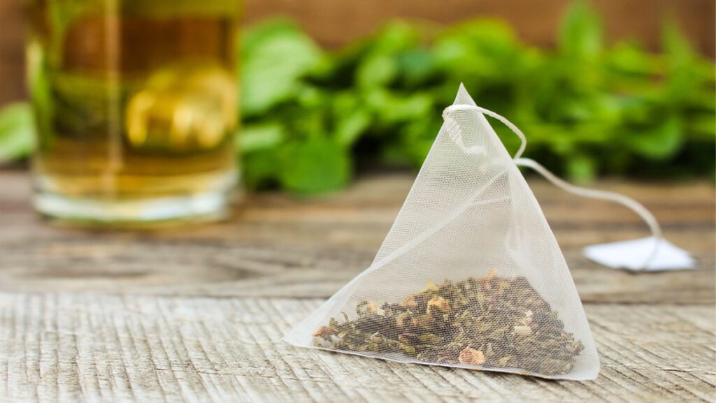 Làm thơm phòng bằng túi trà