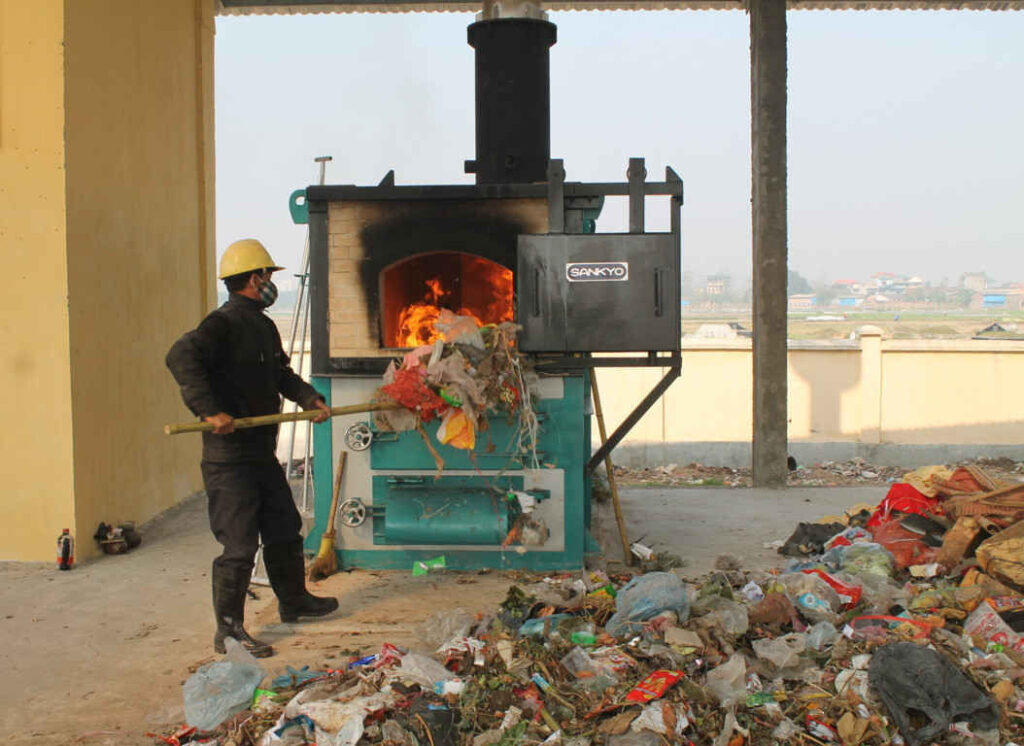 Xử lý rác bằng cách thiêu đốt