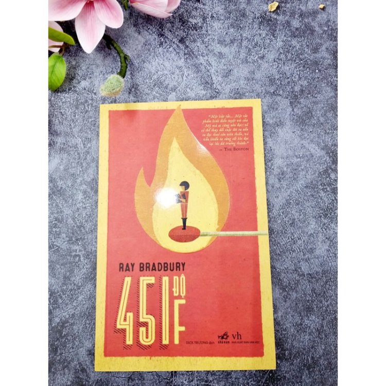 451 độ f