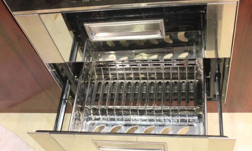 Máy sấy bát âm tường giúp không gian bếp trở nên sang trọng Máy sấy bát âm tường giúp không gian bếp trở nên sang trọng