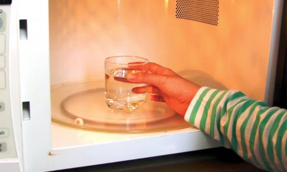 Rượu trắng làm sạch hiệu quả Rượu trắng làm sạch hiệu quả